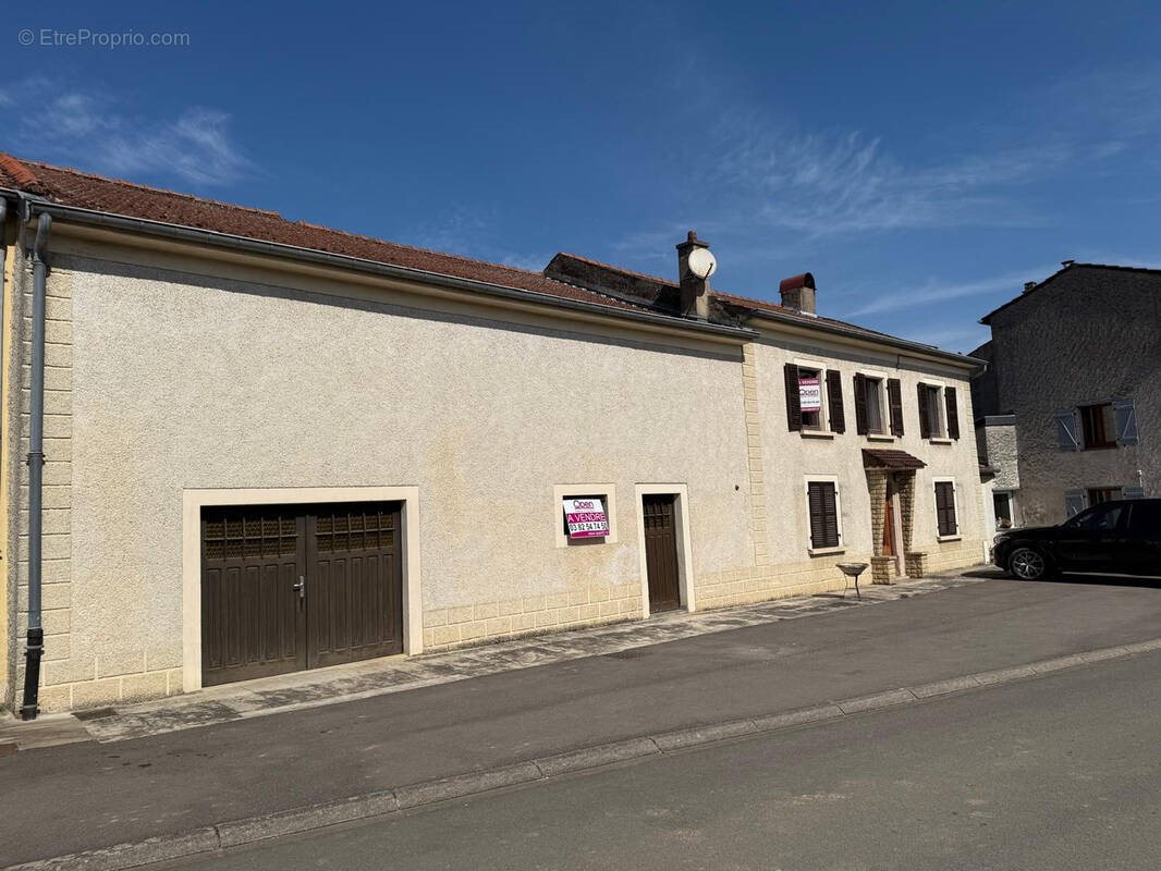 Maison à vendre, 220m², Puttelange-lès-Thionville