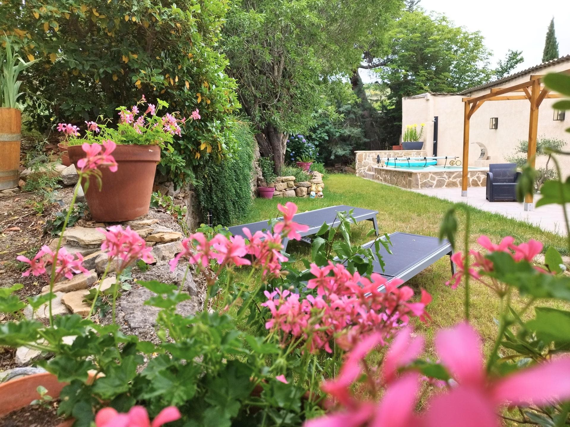 Maison à vendre, 206m², Montbrun-des-Corbières