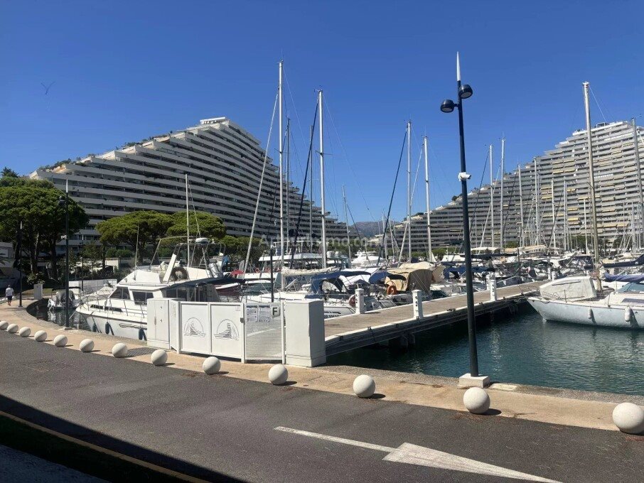 Appartement à louer, 16m², Villeneuve-Loubet