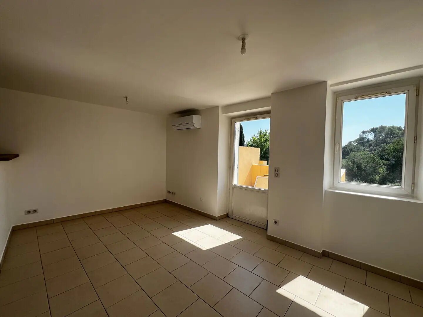 Appartement à louer, 53m², Carcès