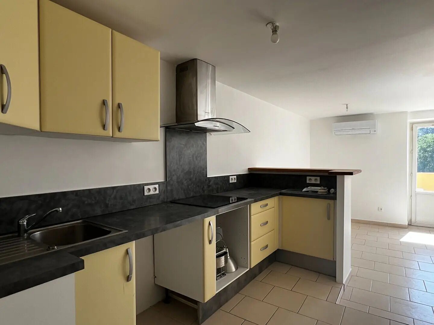 Appartement à louer, 53m², Carcès