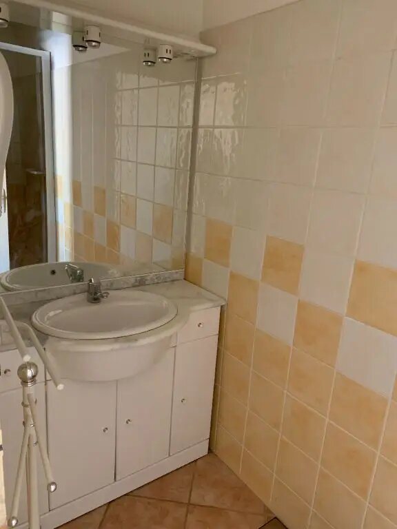 Appartement à louer, 44m², Carcès