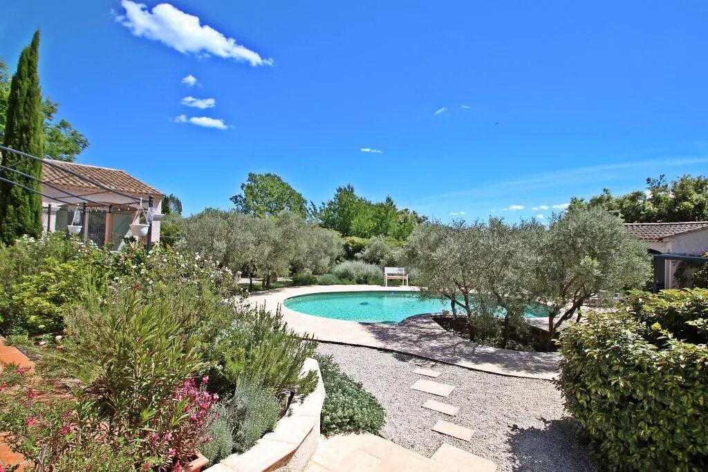 Maison à vendre, 96m², Carcès