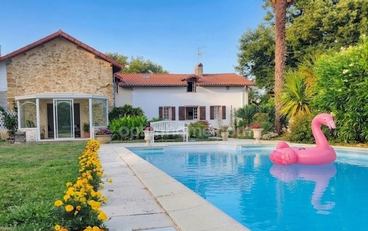 Maison à vendre, 300m², Villeneuve-de-Marsan