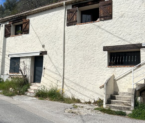 Maison à vendre, 4m², Tourrette-Levens