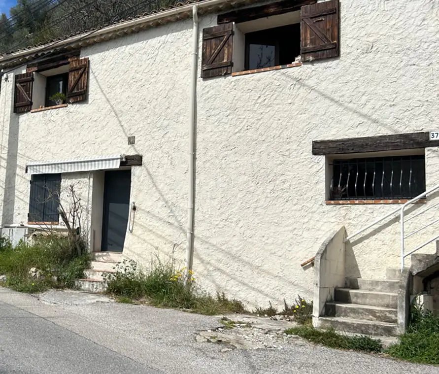 Maison à vendre, 90m², Tourrette-Levens