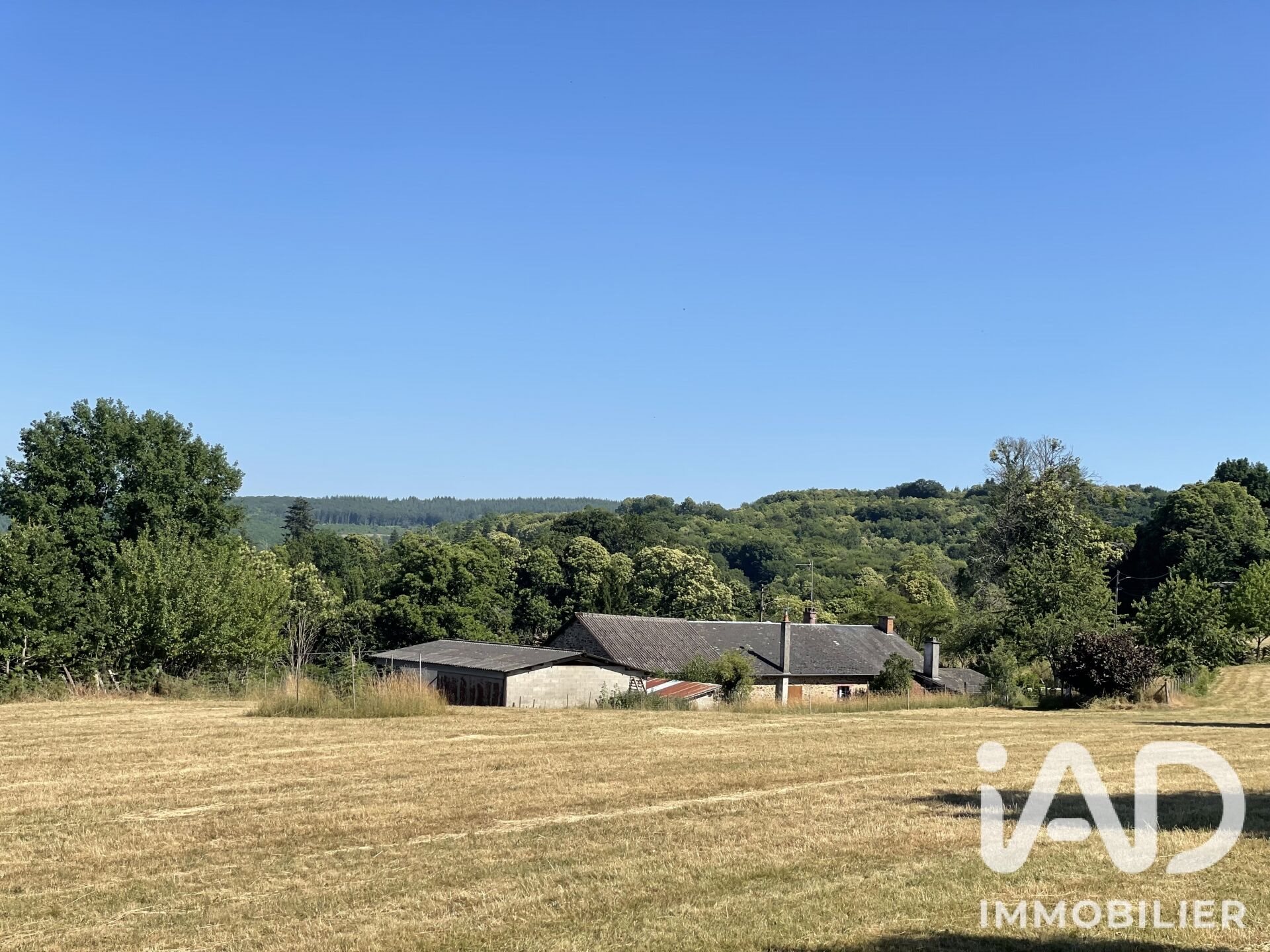 Maison à vendre, 90m², Châteauneuf-la-Forêt