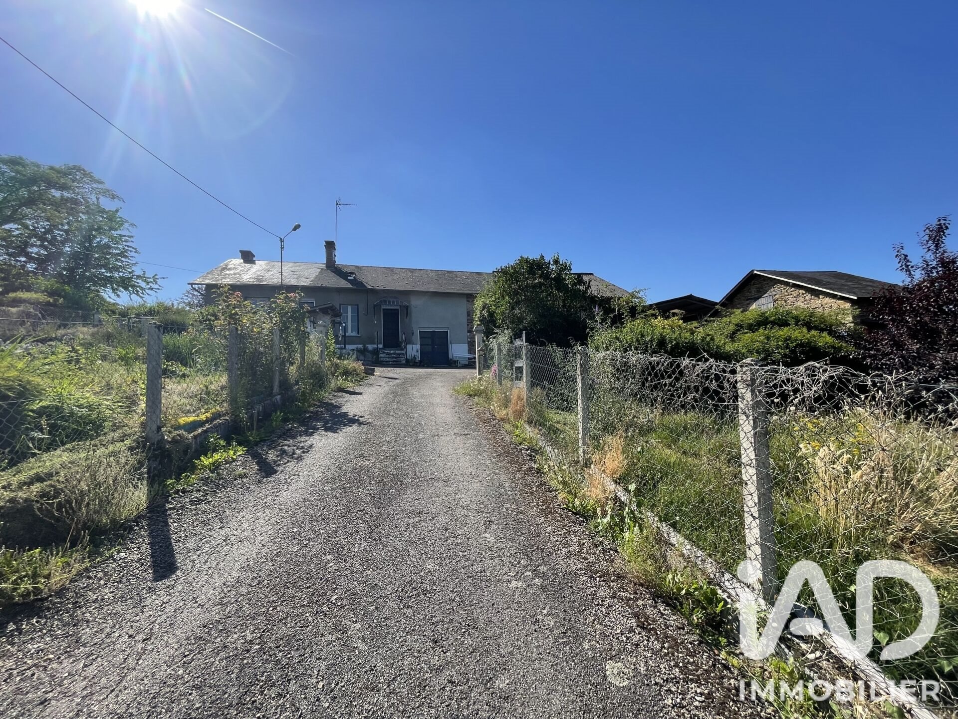 Maison à vendre, 90m², Châteauneuf-la-Forêt