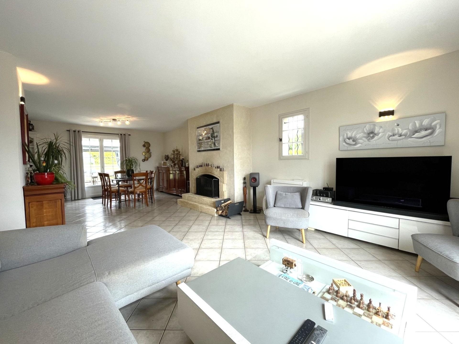 Maison à vendre, 128m², Dammartin-en-Serve