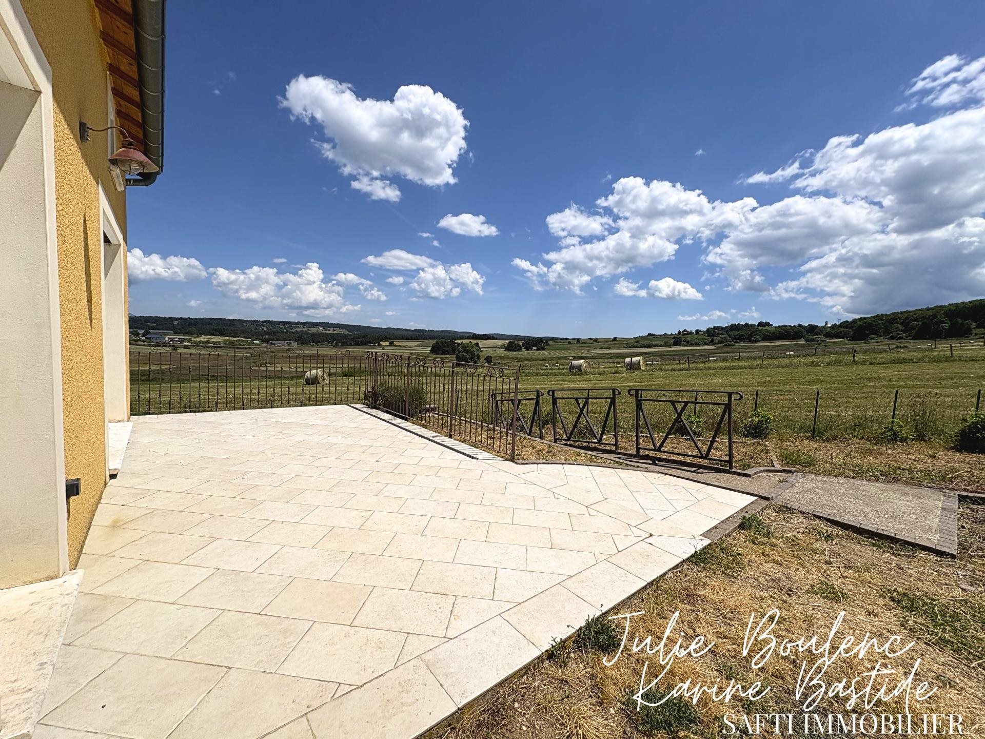 Maison à vendre, 90m², Coucouron