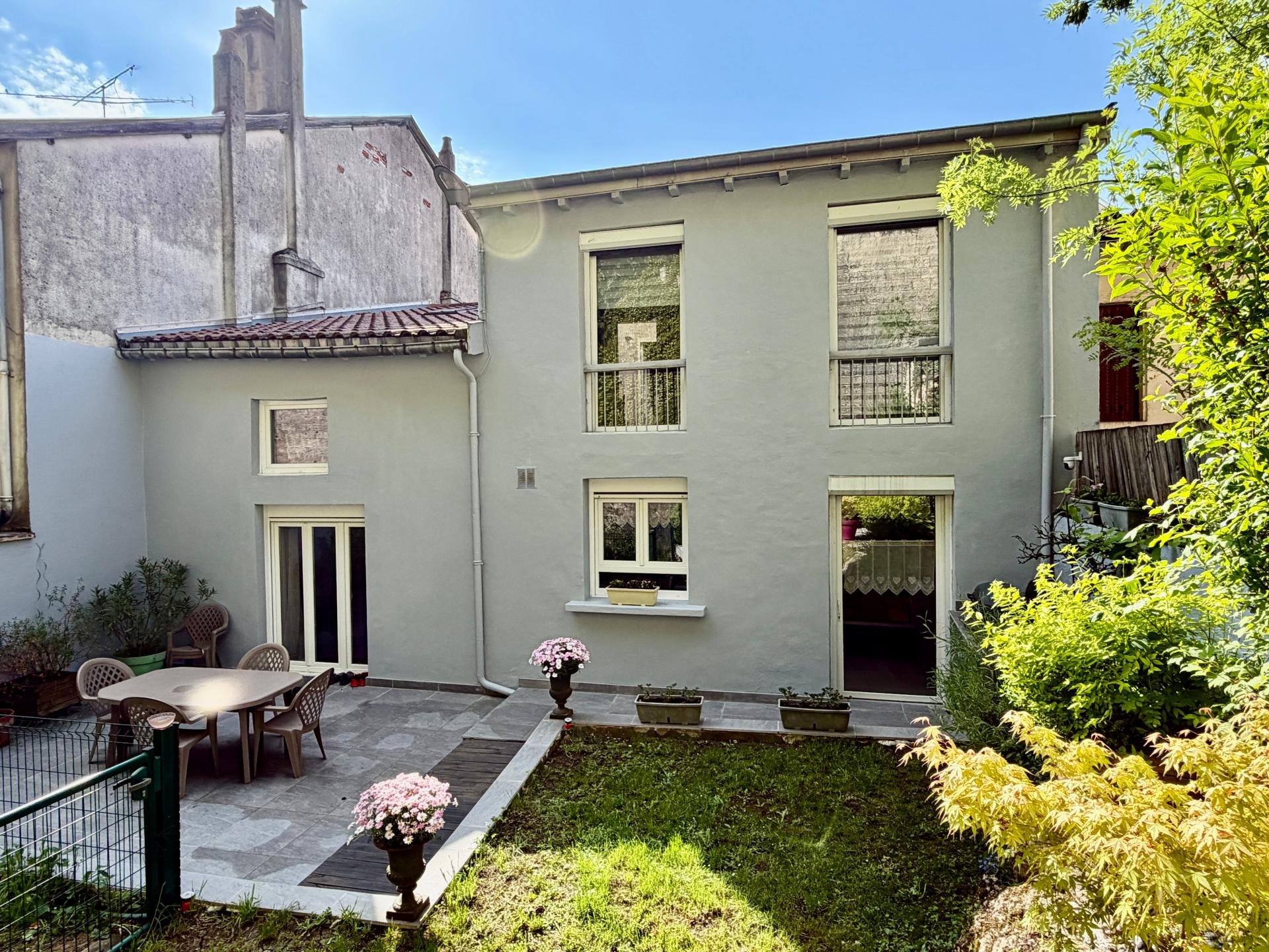 Maison à vendre, 246m², Verdun