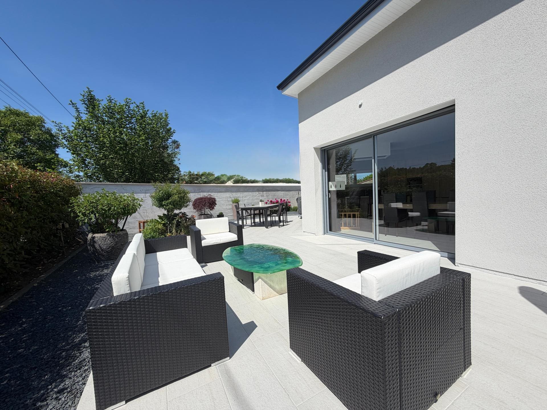 Maison à vendre, 192m², Thierville-sur-Meuse