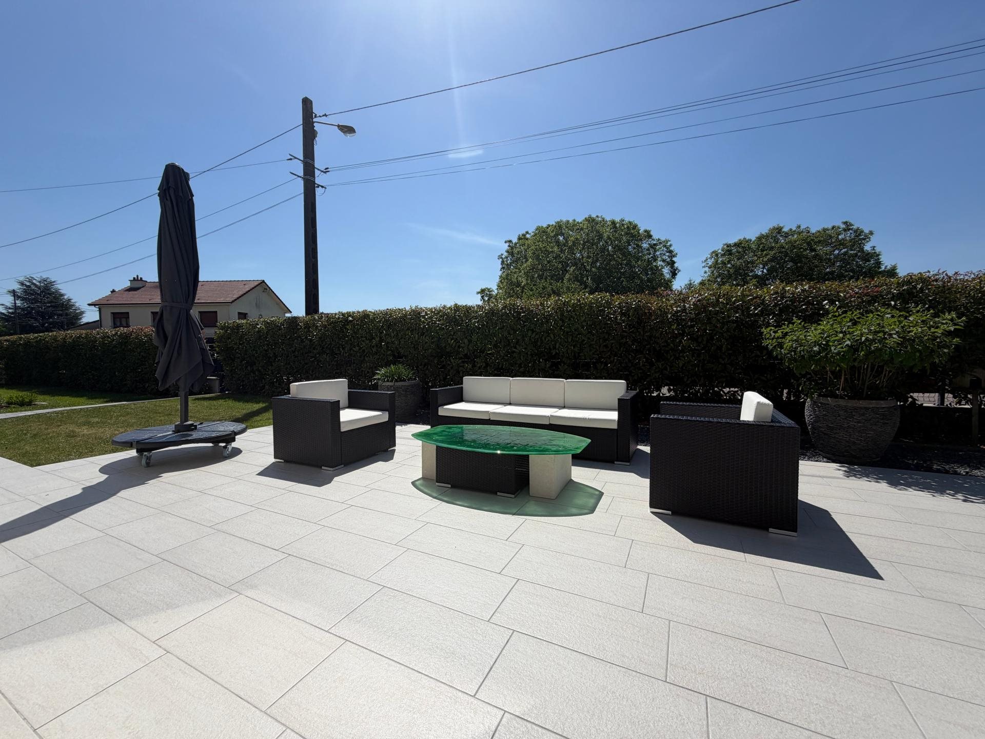 Maison à vendre, 192m², Thierville-sur-Meuse
