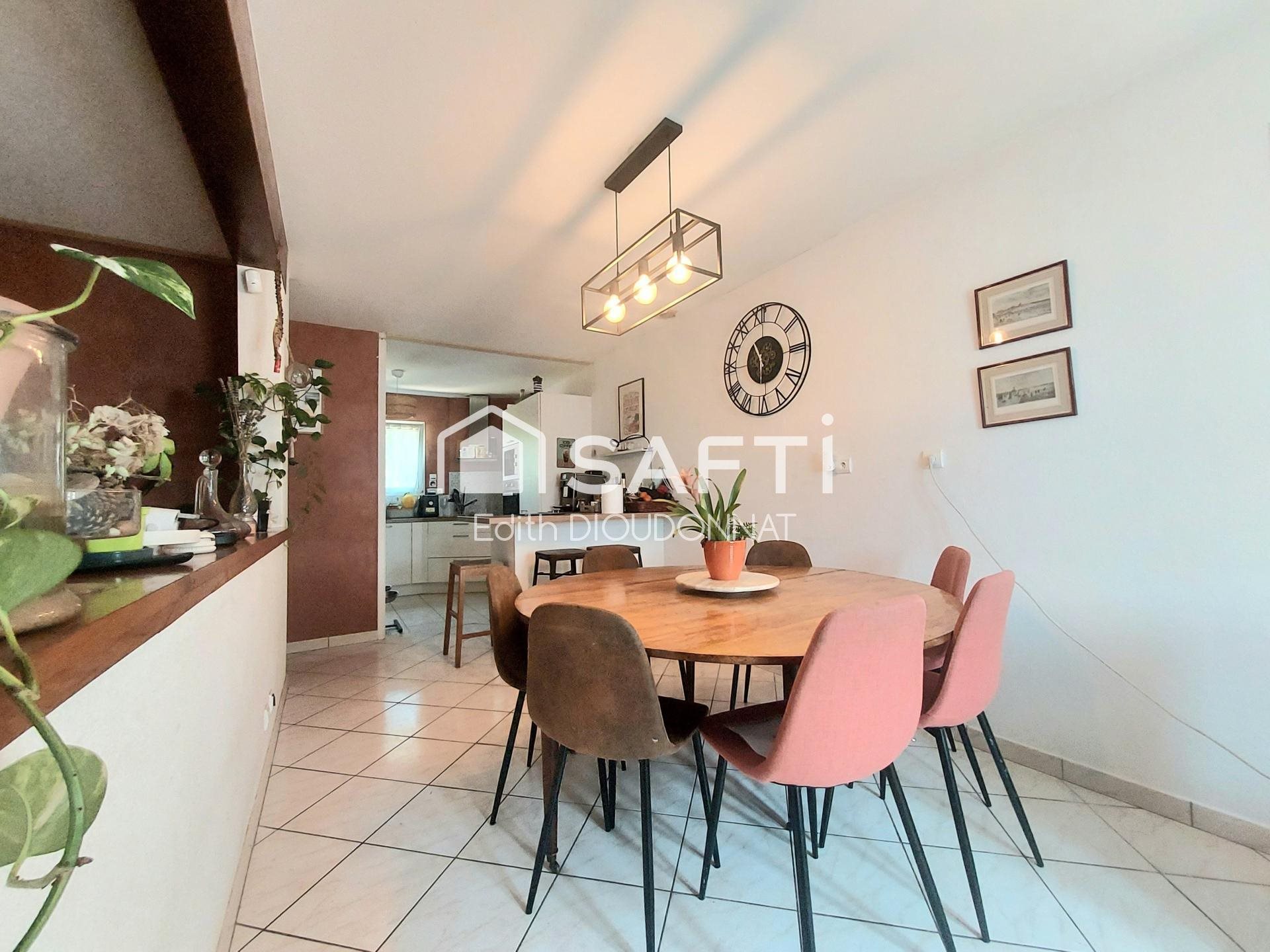 Maison à vendre, 110m², Saint-Vincent-sur-Graon
