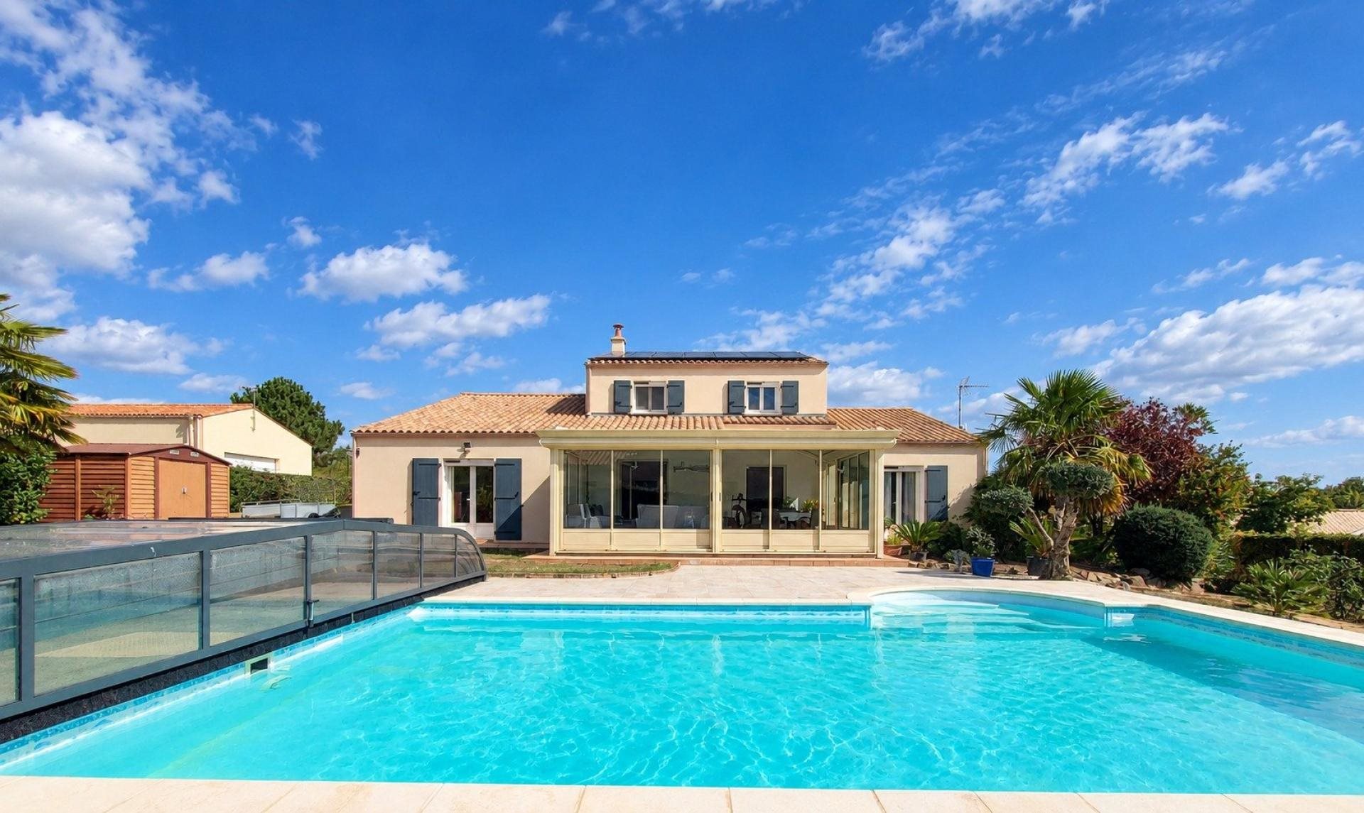 Maison à vendre, 187m², Saint-Vincent-sur-Graon
