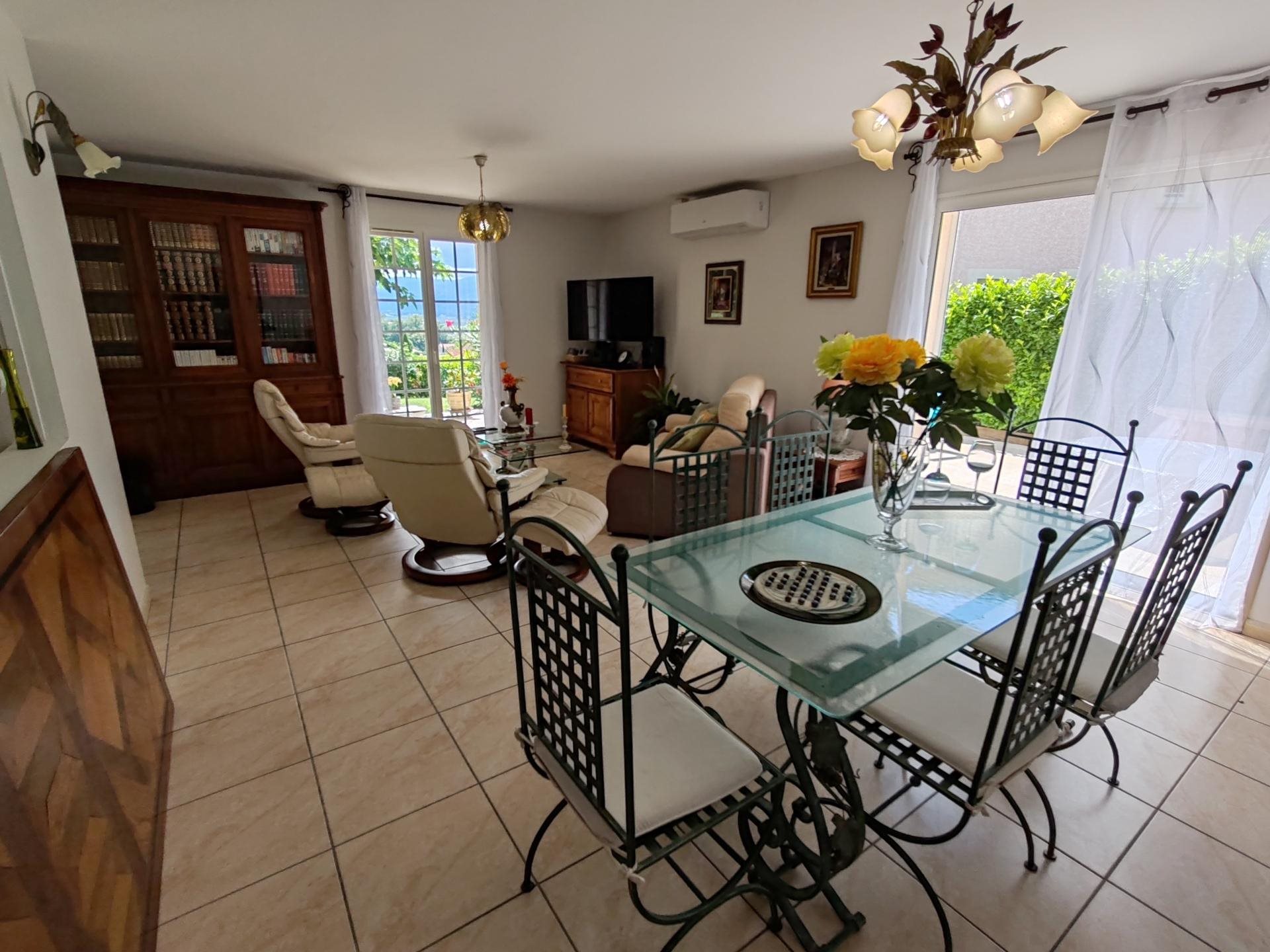 Maison à vendre, 110m², Génissieux