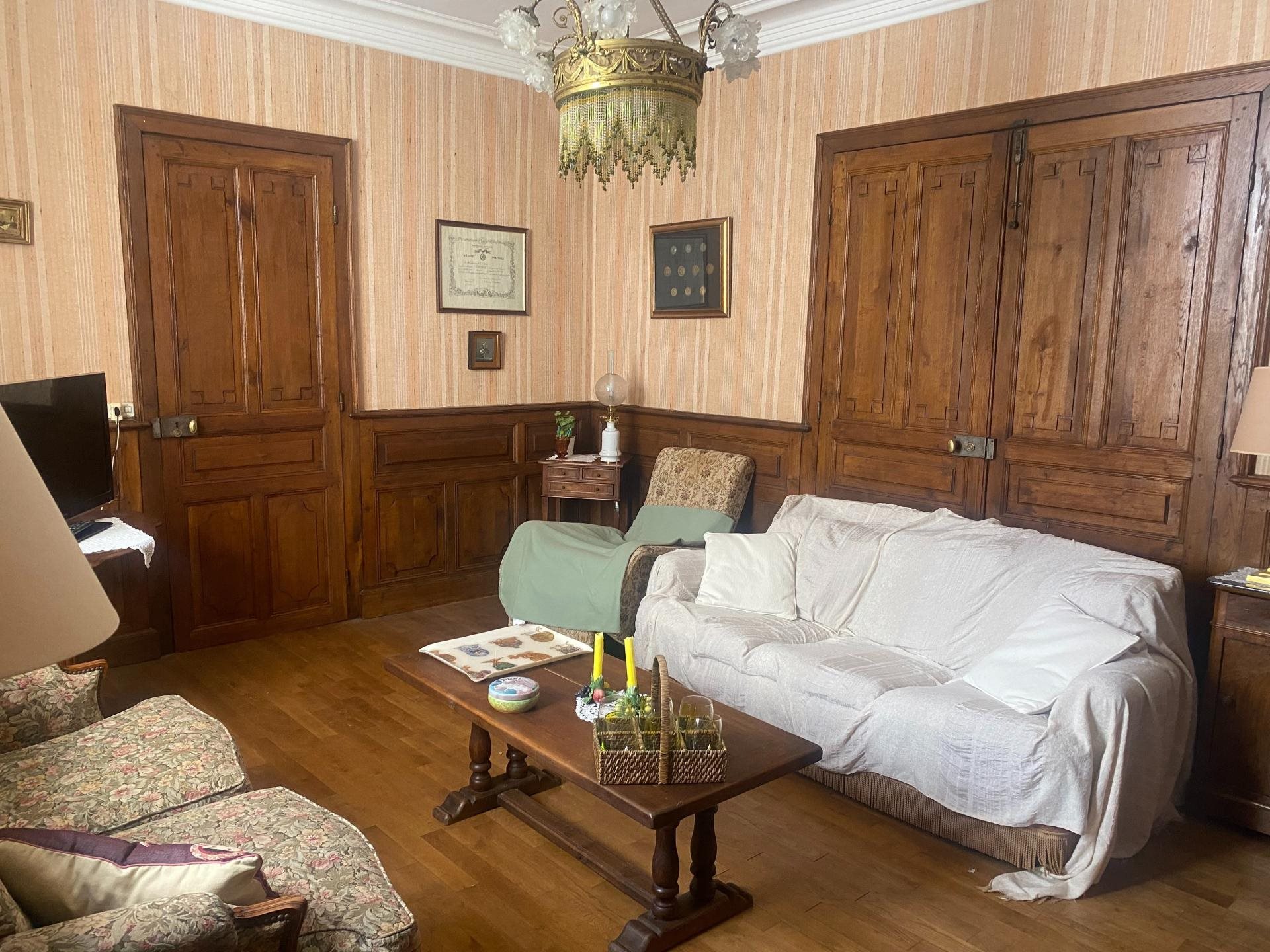 Maison à vendre, 282m², Menet