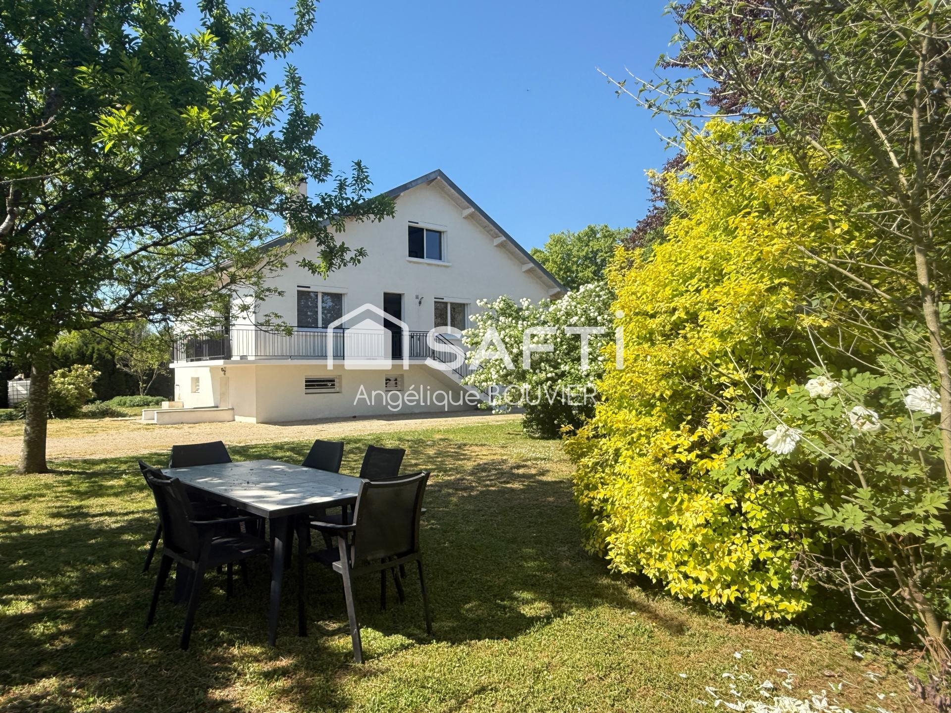 Maison à vendre, 150m², Dole