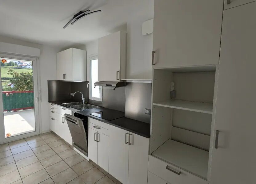 Appartement à louer, 89m², Briscous