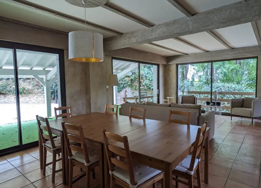 Maison à louer, 201m², Saint-Jean-de-Luz