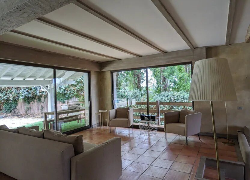 Maison à louer, 201m², Saint-Jean-de-Luz