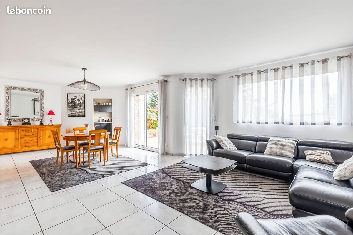 Maison à vendre, 182m², Châteaugiron