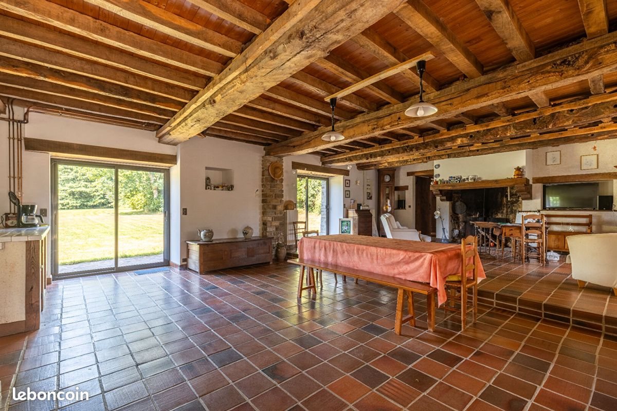 Maison à vendre, 265m², Thourie