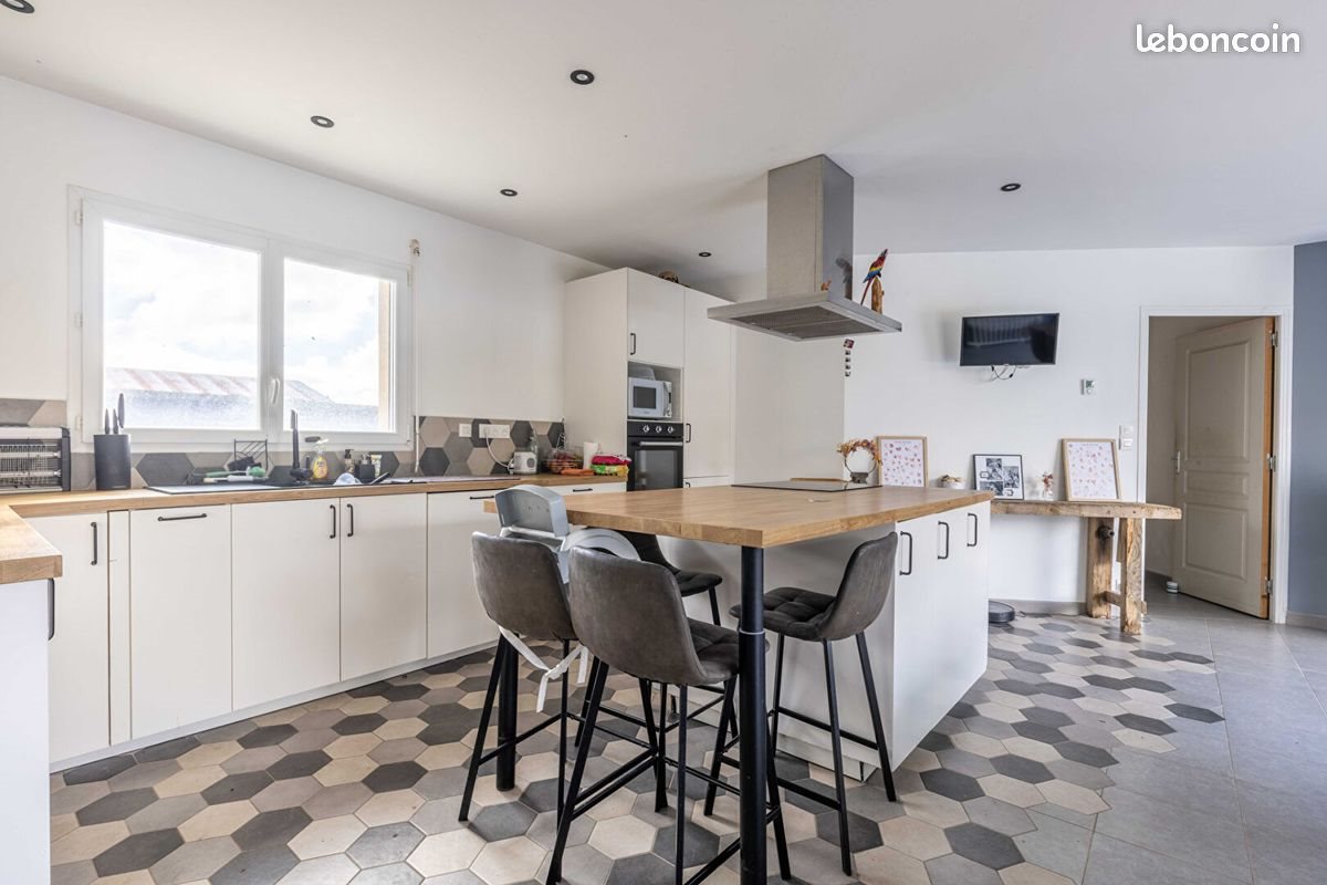 Maison à vendre, 156m², Coësmes