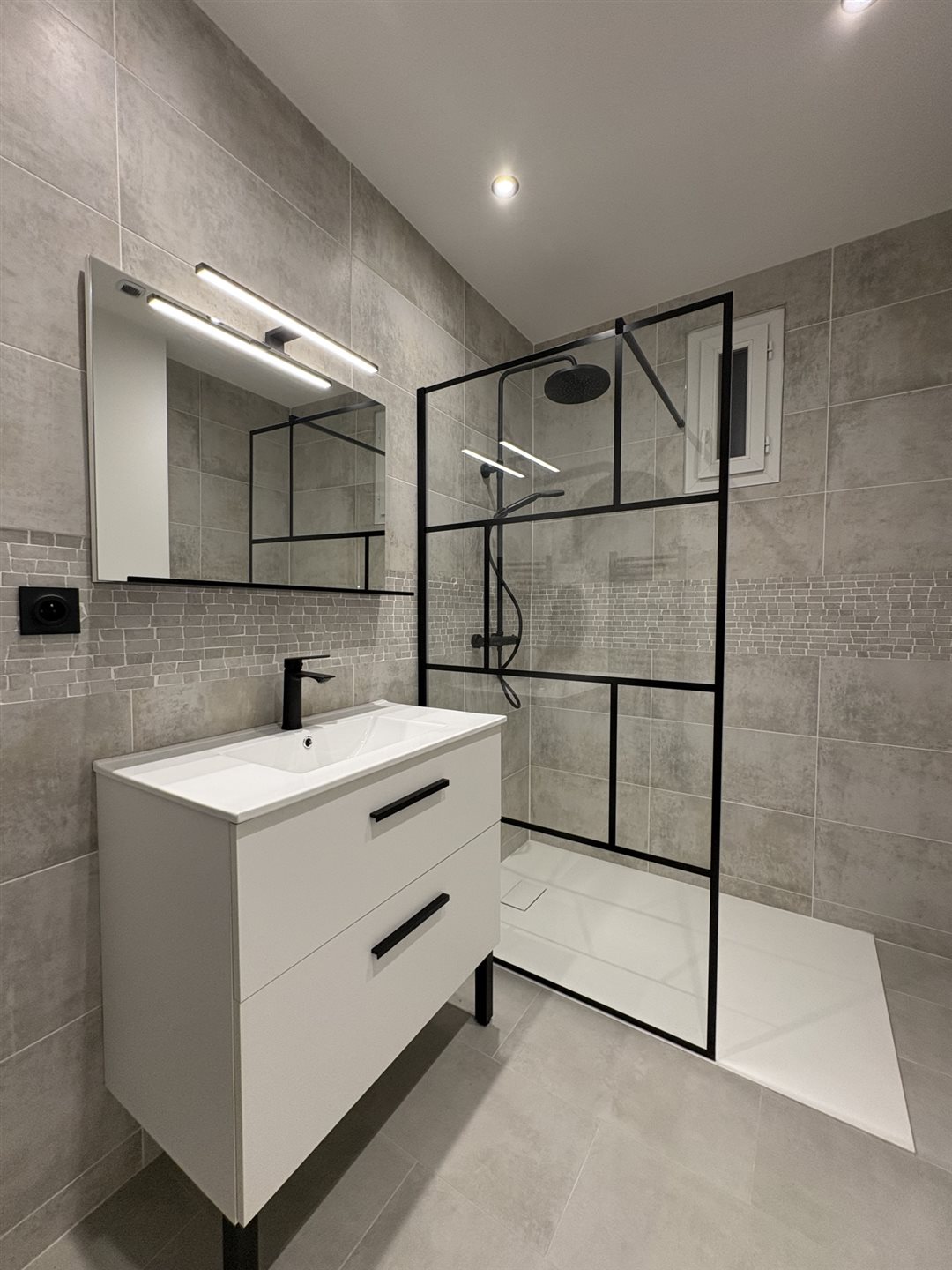 Appartement à vendre, 57m², Saint-Etienne