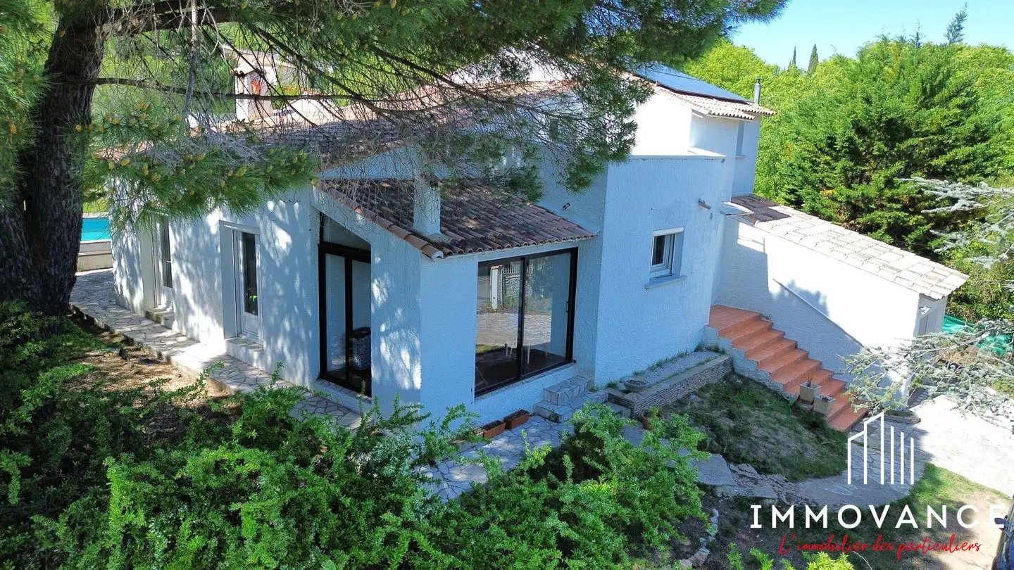 Maison à vendre, 140m², Vailhauquès