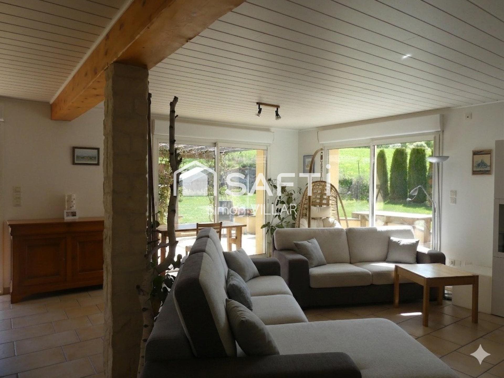 Maison à vendre, 165m², Saint-Laurent-du-Cros