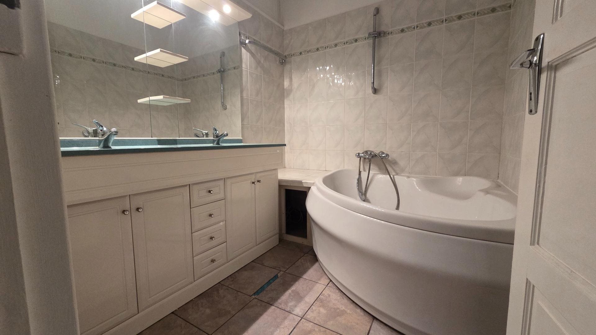 Maison à vendre, 140m², Imphy