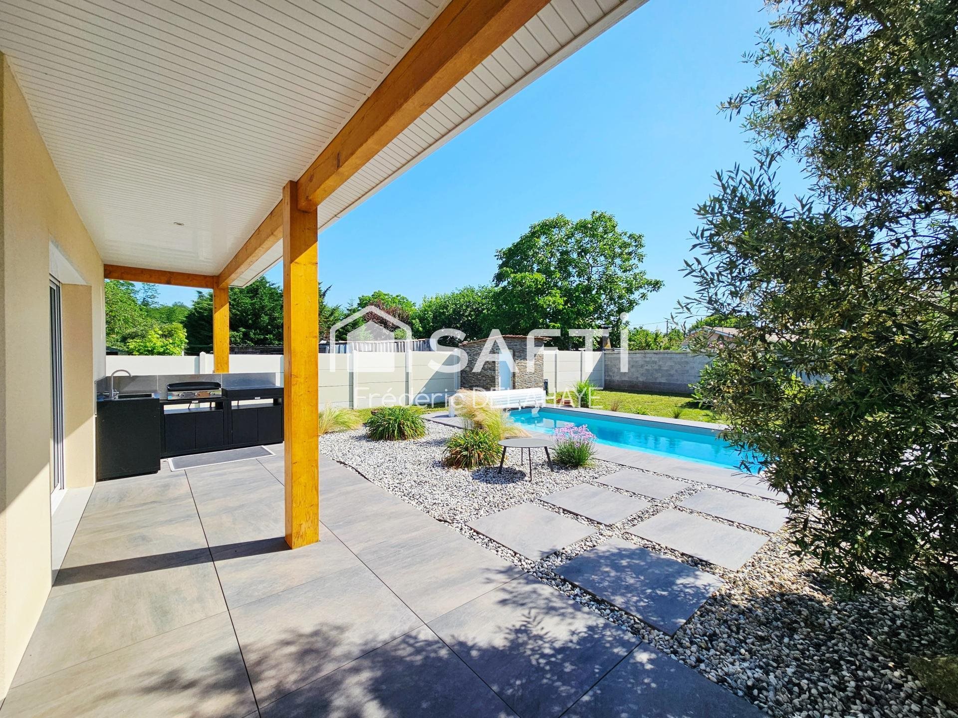 Maison à vendre, 112m², Saint-Laurent-Médoc