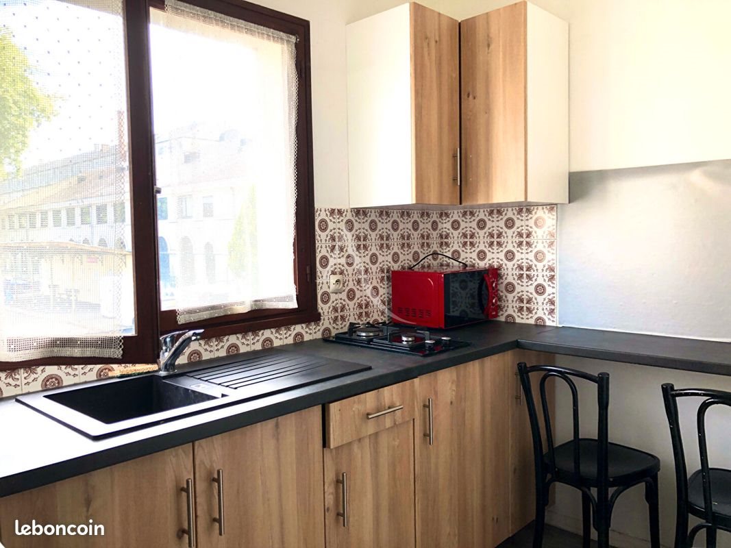 Appartement à louer, 27m², Pau
