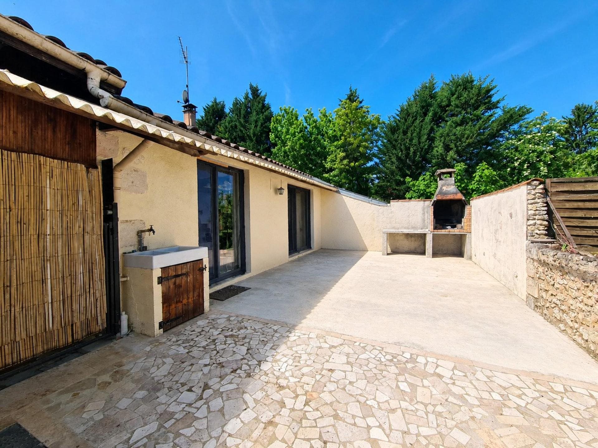Maison à vendre, 122m², Saint-Léon-sur-l'Isle