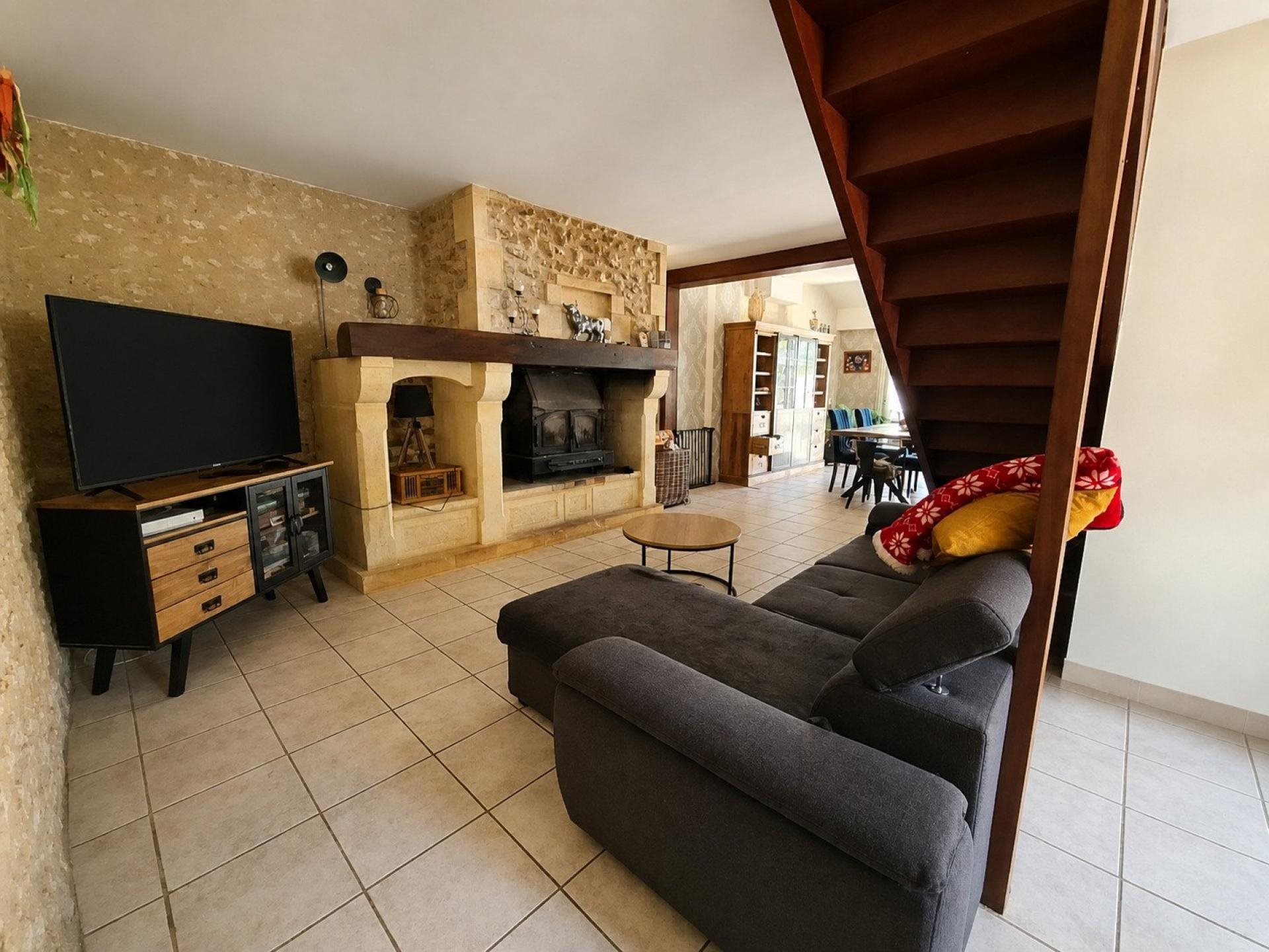 Maison à vendre, 122m², Saint-Léon-sur-l'Isle