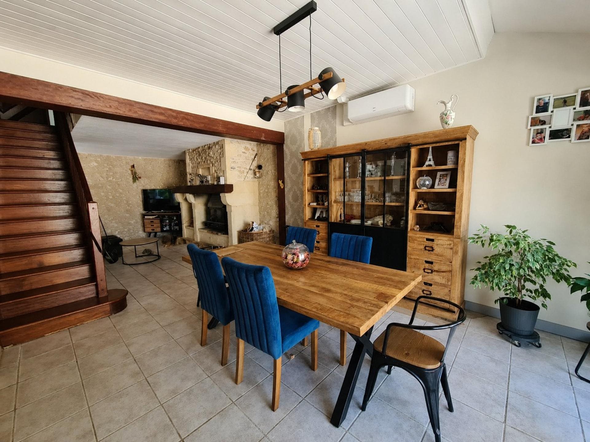 Maison à vendre, 122m², Saint-Léon-sur-l'Isle