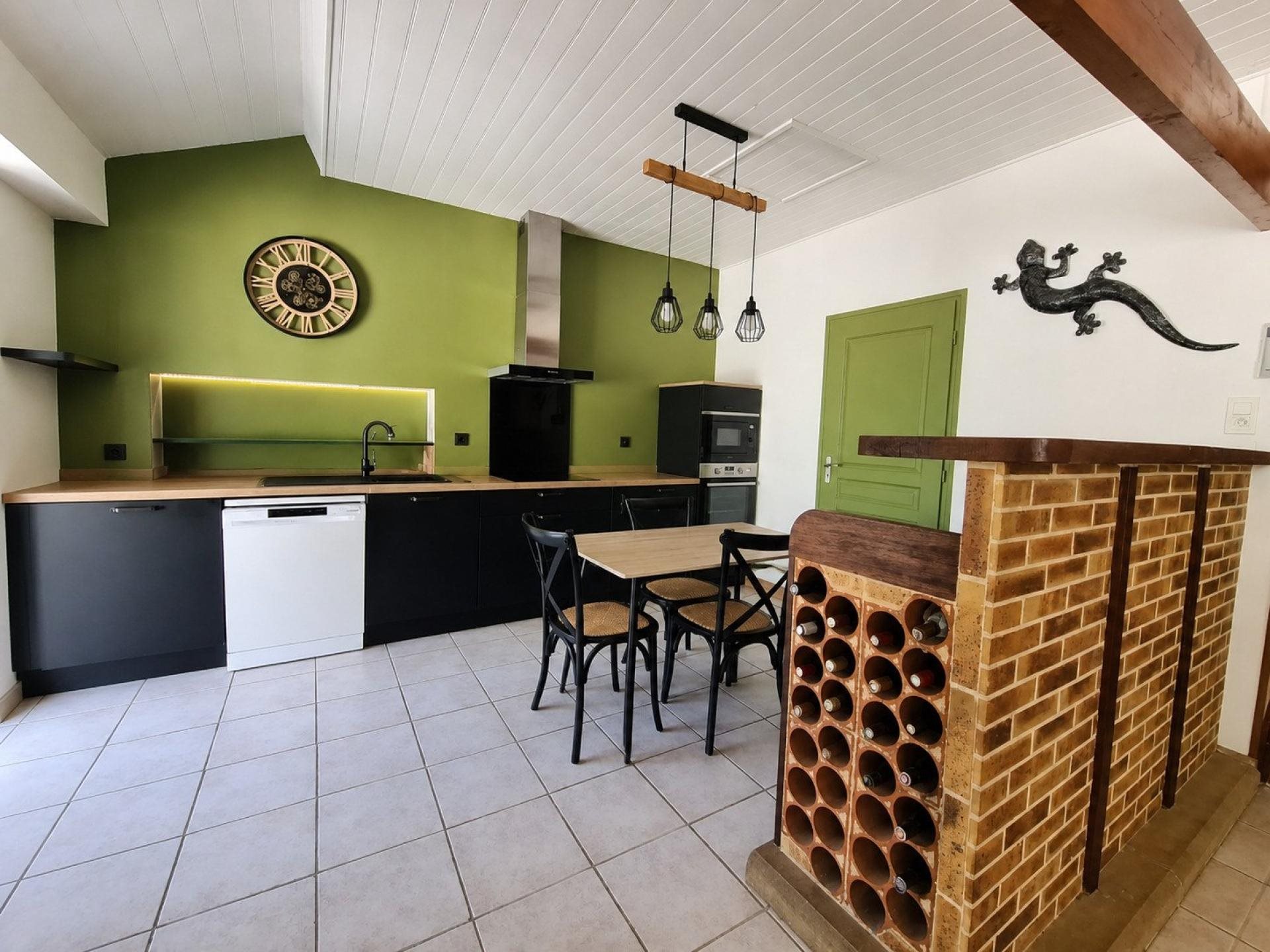 Maison à vendre, 122m², Saint-Léon-sur-l'Isle
