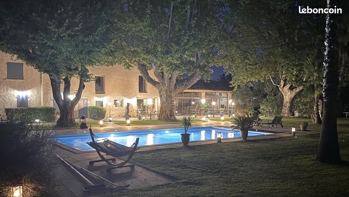 Maison à vendre, 515m², L'Isle-sur-la-Sorgue