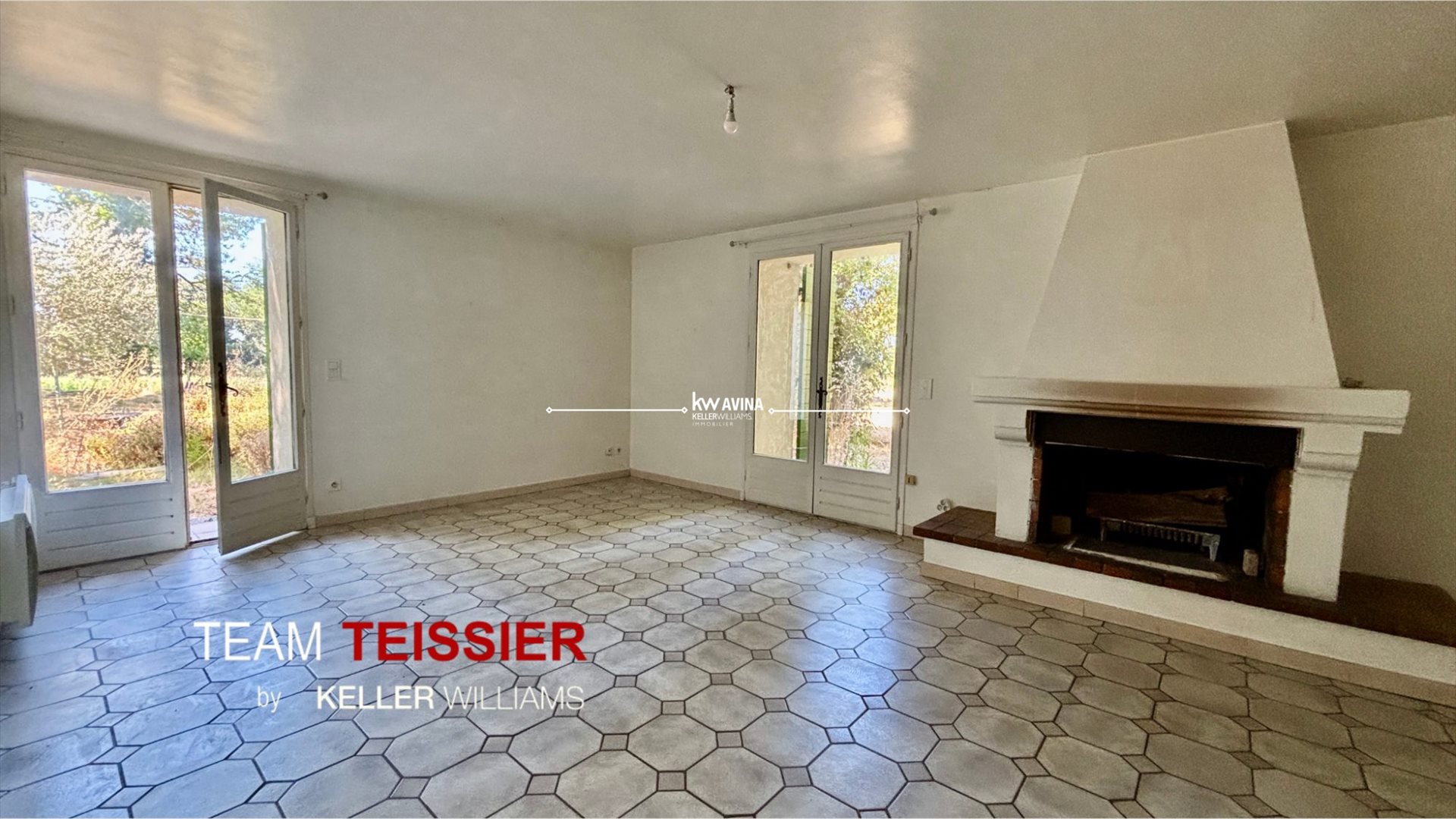 Maison à vendre, 150m², Eyguières