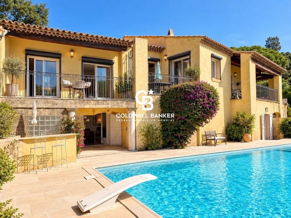 Maison à vendre, 134m², Cavalaire-sur-Mer