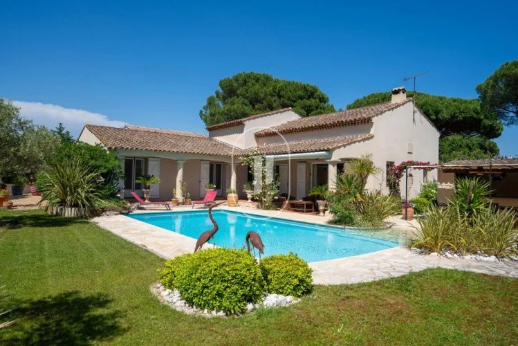 Maison à vendre, 245m², Cogolin