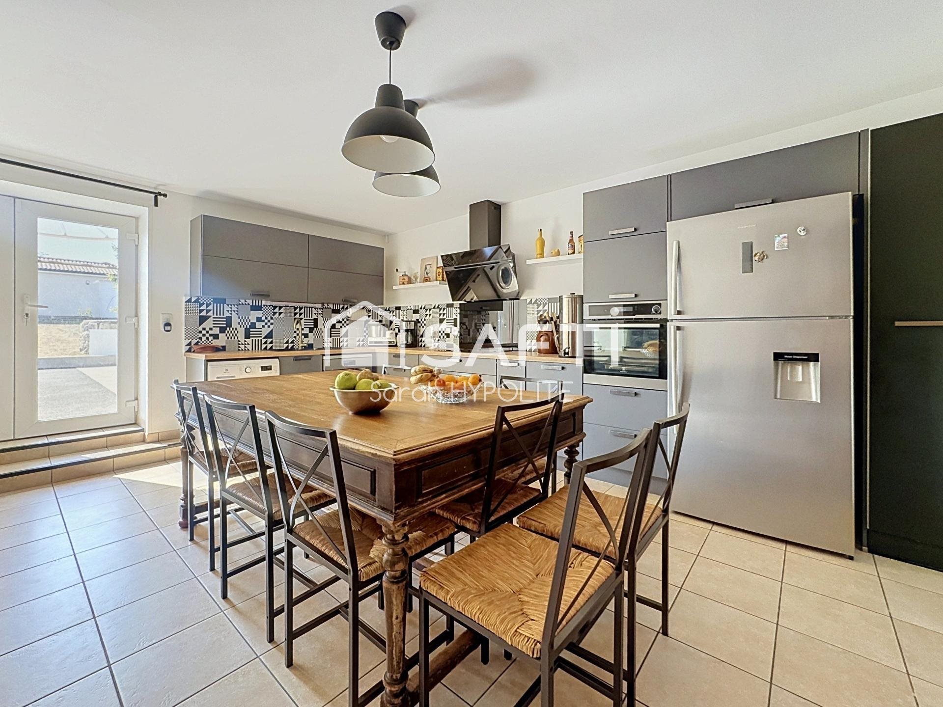 Maison à vendre, 125m², Landiras