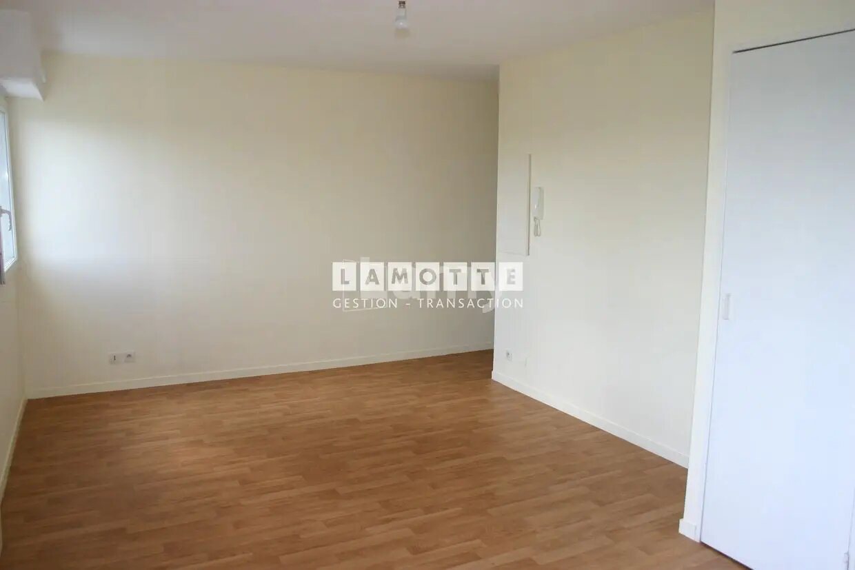 Appartement à louer, 25m², Vannes