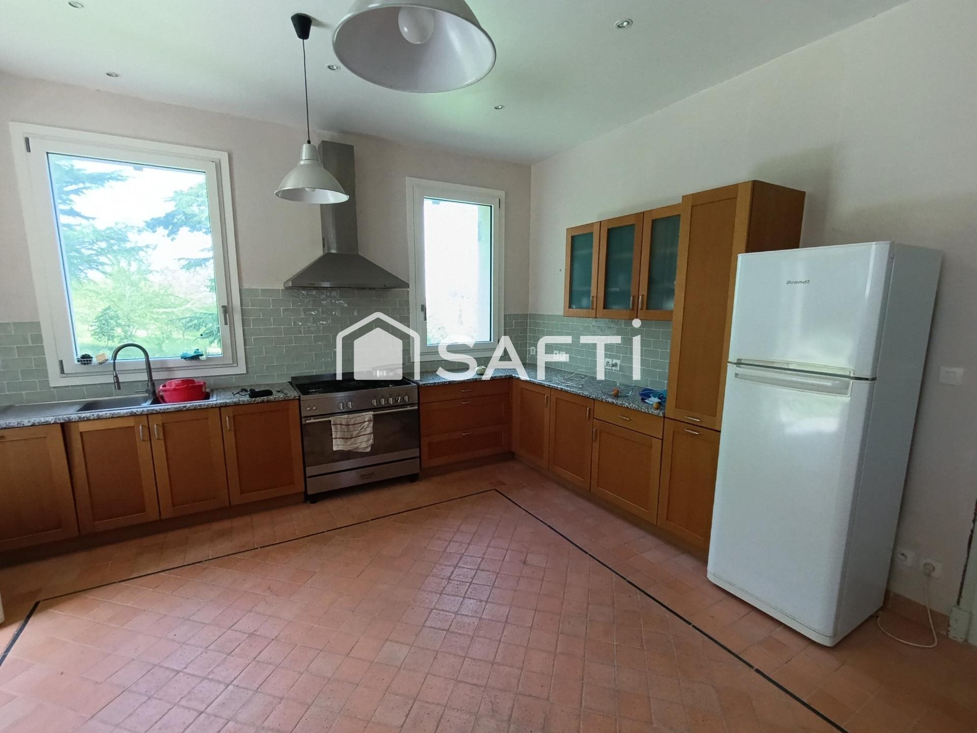 Maison à vendre, 218m², Huismes