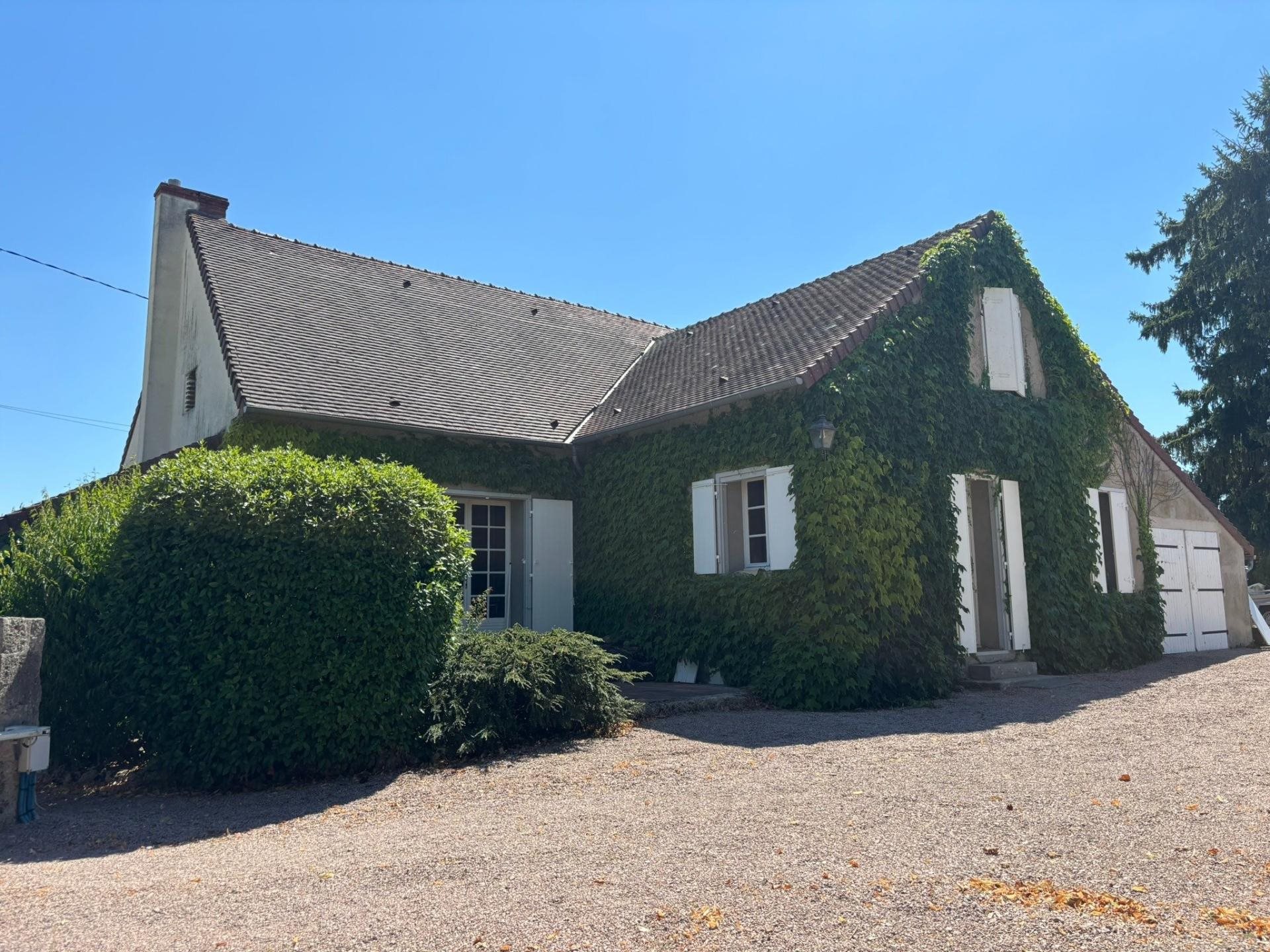 Maison à vendre, 153m², Trézelles