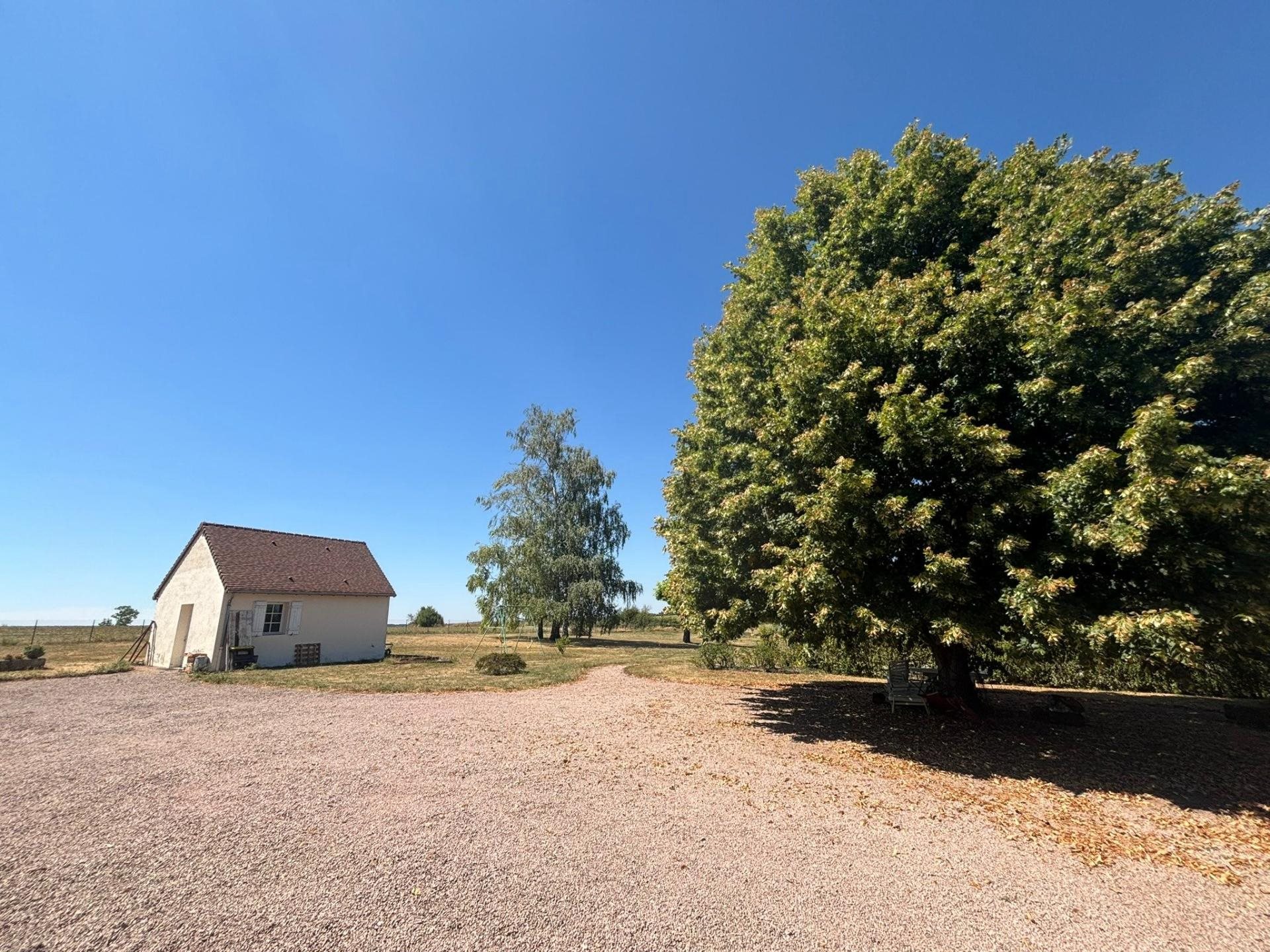 Maison à vendre, 153m², Trézelles