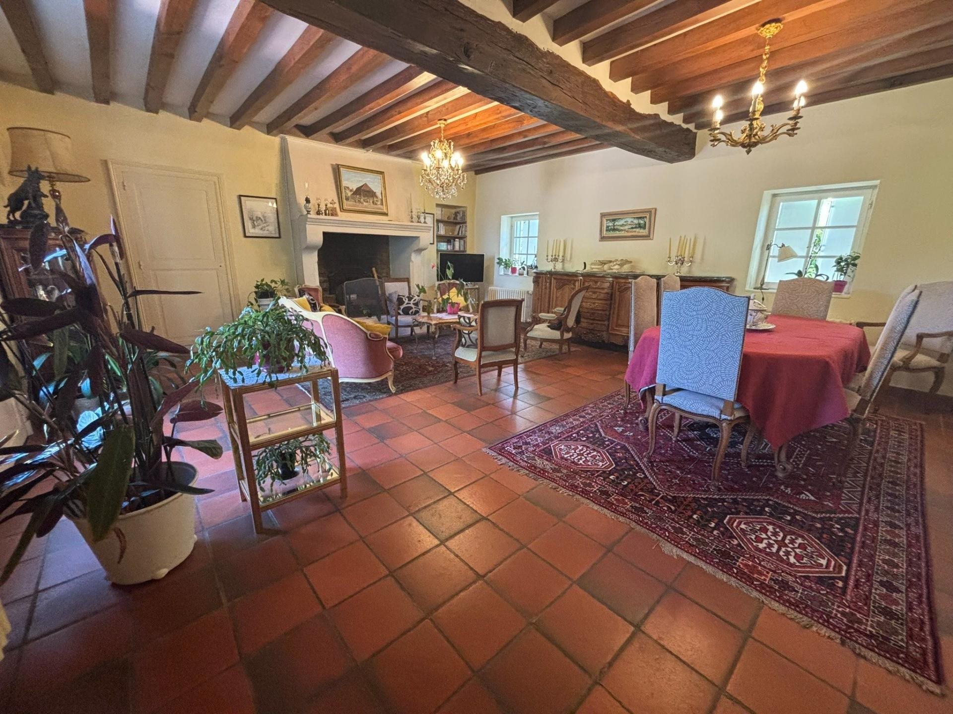 Maison à vendre, 153m², Trézelles