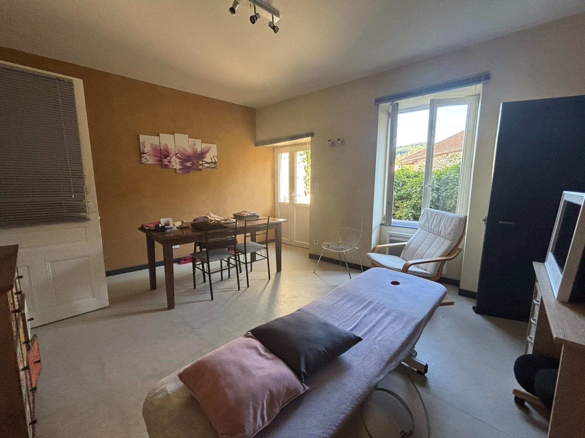 Maison à vendre, 159m², Ferrières-sur-Sichon