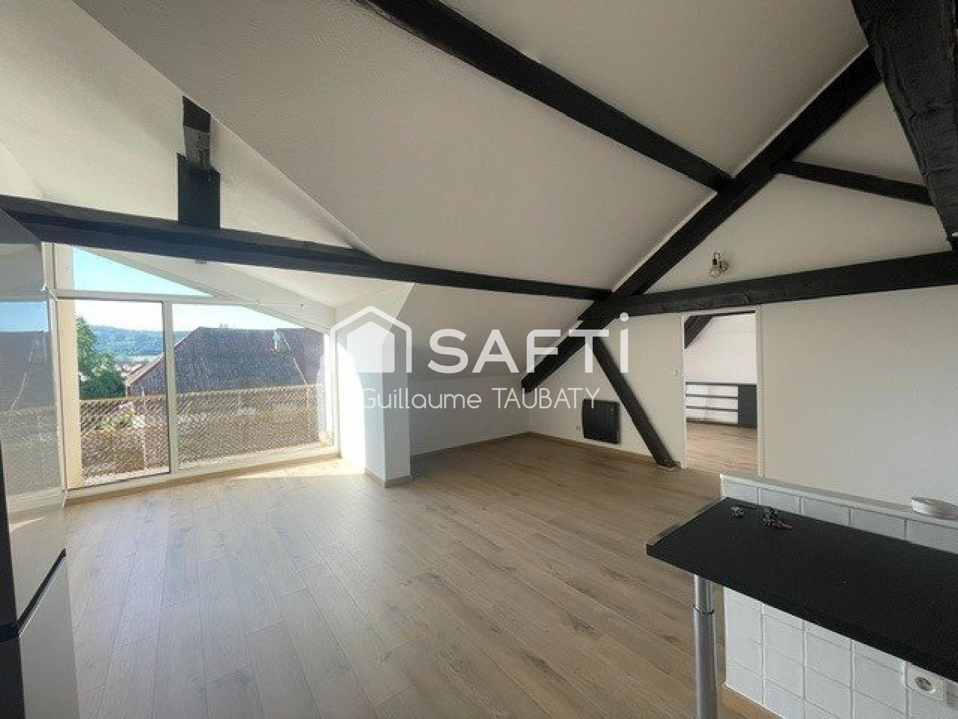 Appartement à louer, 84m², Saône